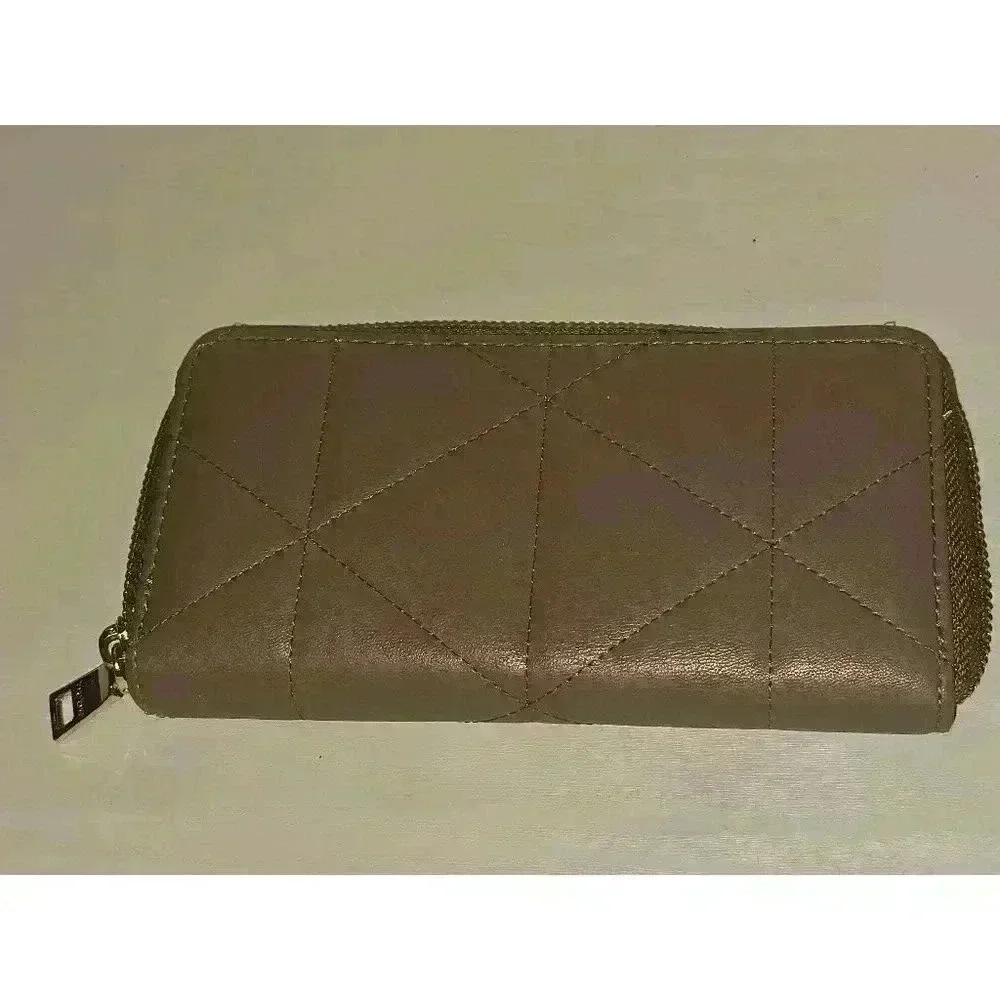bebe Women's‎ Wallet Brown